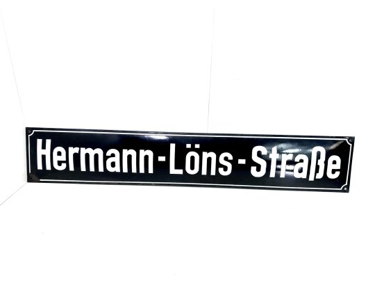 Altes Emaille Straßenschild Hermann-Löns-Str. Emailleschild Schwarz #7618